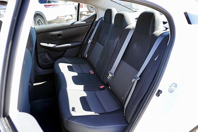 Used 2025 Nissan Sentra SV FWD image 24