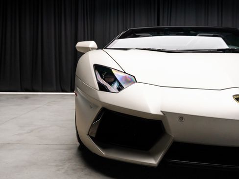 Used 2015 Lamborghini Aventador LP 700-4 image 35