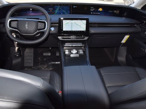 New 2026 Lincoln Nautilus Premier w/ Equipment Group 102A image 16