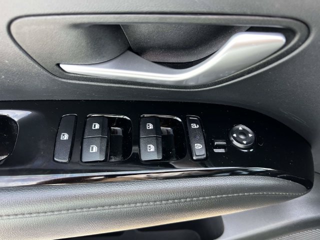 Used 2022 Hyundai Tucson Limited AWD/4WD image 18