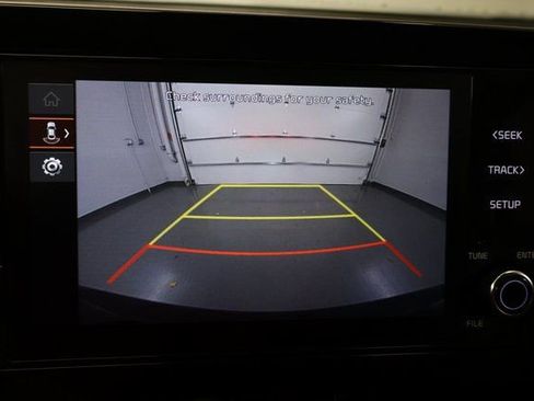 Used 2023 Kia Sportage LX image 22