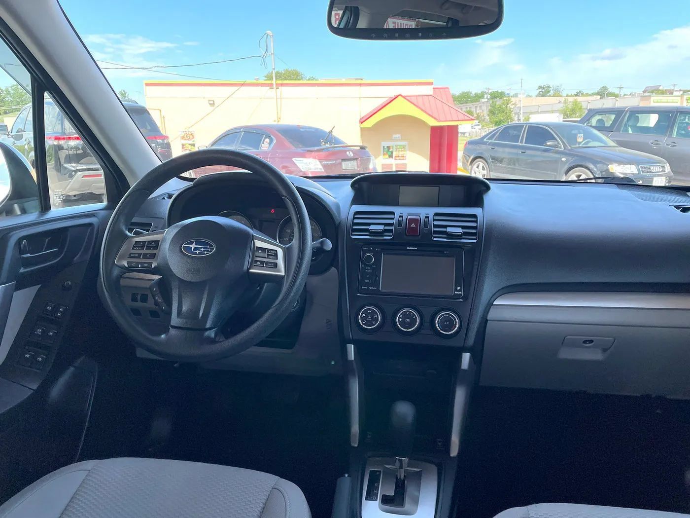 Used 2015 Subaru Forester 2.5i Premium AWD/4WD image 14