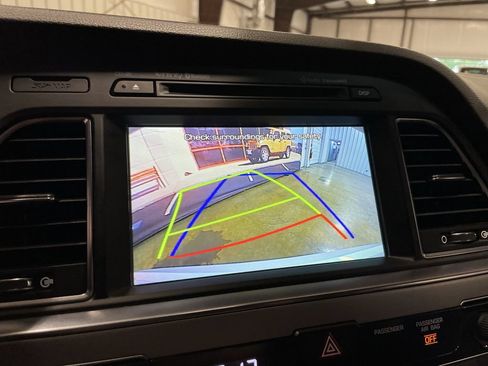 Used 2017 Hyundai Sonata Limited 2.0T FWD image 20