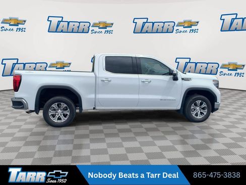 Used 2025 GMC Sierra 1500 SLT AWD/4WD image 9