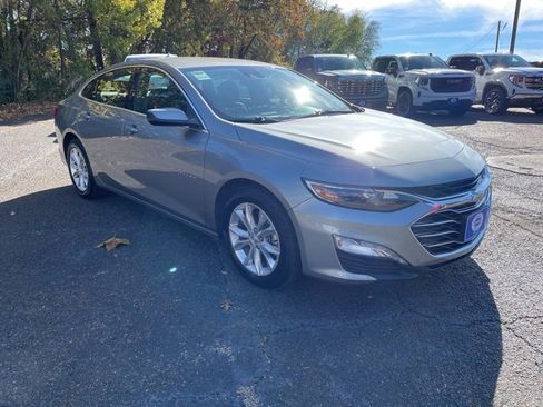 Used 2024 Chevrolet Malibu LT image 7