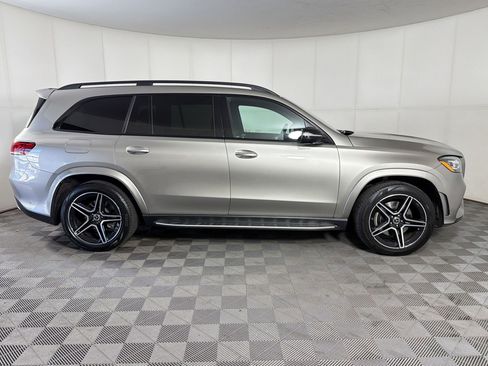 Used 2023 Mercedes-Benz GLS 450 4MATIC image 8
