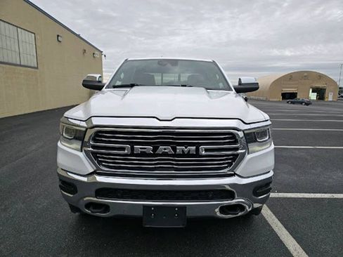 Used 2024 RAM 1500 Laramie AWD/4WD image 9