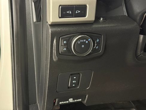 Used 2017 Ford F250 Lariat image 40