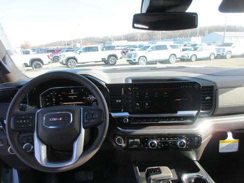 New 2026 GMC Sierra 1500 SLT w/ SLT Premium Plus Package AWD/4WD image 17