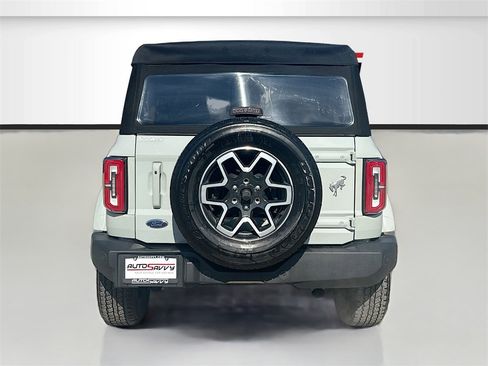 Used 2023 Ford Bronco Outer Banks image 6