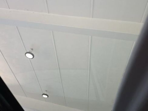 Used 2019 Toyota Sienna SE w/ SE Preferred Package image 9