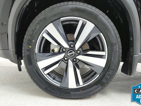 Used 2023 Nissan Rogue SL w/ SL Premium Package FWD image 12