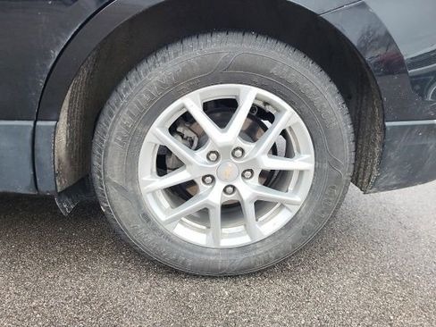 Used 2023 Chevrolet Equinox LT image 15