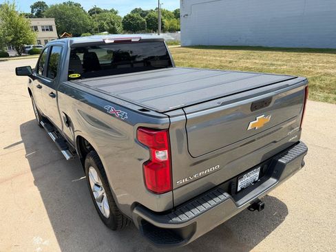 Used 2021 Chevrolet Silverado 1500 Custom w/ Safety Confidence Package AWD/4WD image 8