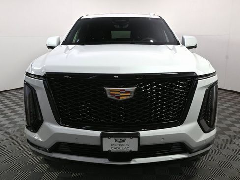 New 2026 Cadillac Escalade ESV Sport image 10