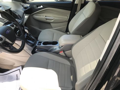 Used 2015 Ford Escape SE w/ Equipment Group 201A AWD/4WD image 10