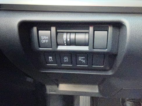 Used 2021 Subaru Crosstrek 2.5i Limited w/ Moonroof Package 1 image 35