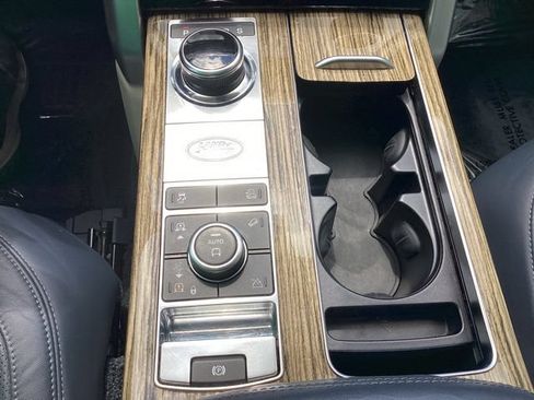 Used 2018 Land Rover Range Rover HSE AWD/4WD image 30