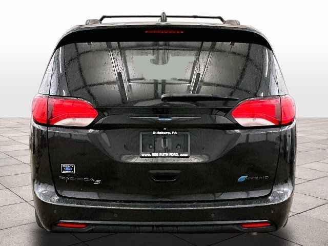 Used 2019 Chrysler Pacifica Limited w/ Advanced Safetytec Group FWD image 4