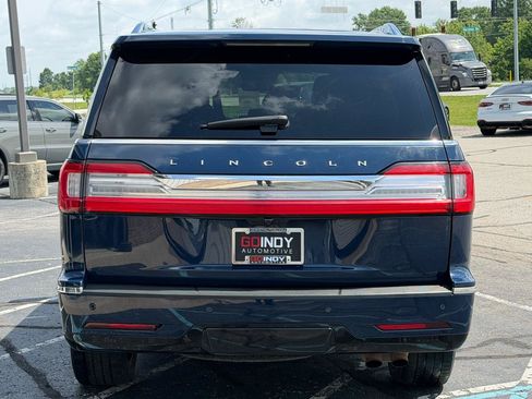 Used 2020 Lincoln Navigator Reserve w/ Luxury Package AWD/4WD image 5