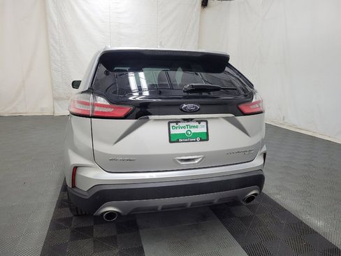 Used 2019 Ford Edge Titanium FWD image 6