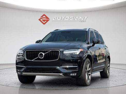 Used 2018 Volvo XC90 T5 Momentum w/ Convenience Package AWD/4WD image 13