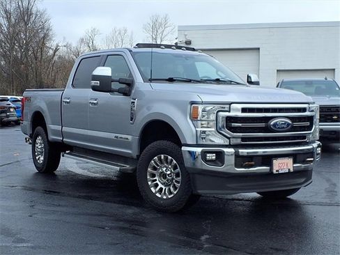 Used 2022 Ford F350 Lariat w/ Lariat Ultimate Package image 2