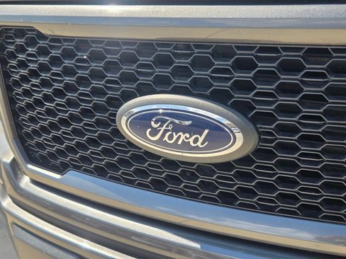 Used 2018 Ford F150 XL w/ Equipment Group 101A Mid RWD image 4