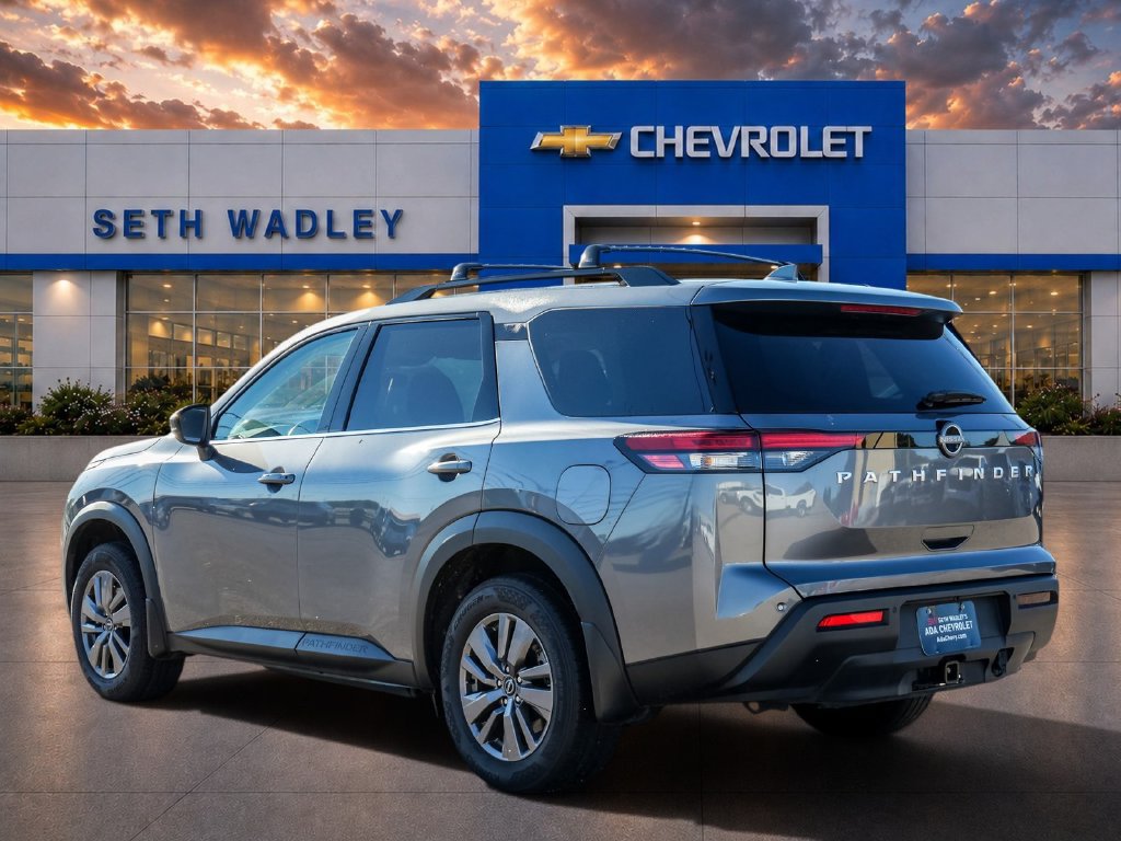 Used 2025 Nissan Pathfinder SV w/ SV Premium Package FWD image 5