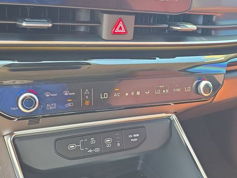 New 2026 Kia Carnival SX Prestige FWD image 27