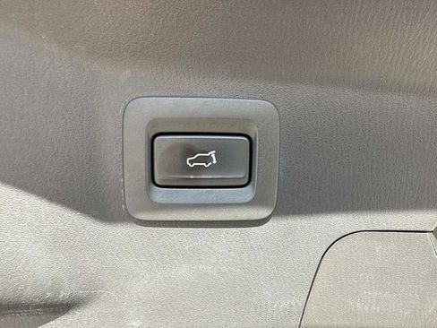 Used 2023 MAZDA CX-9 Touring image 35