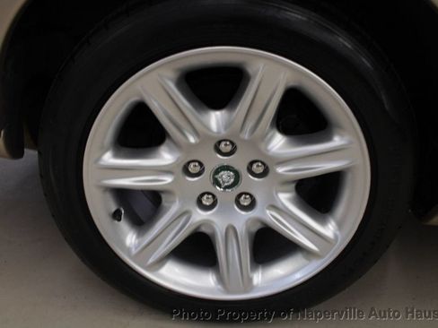 Used 2002 Jaguar XK8 Convertible RWD image 42