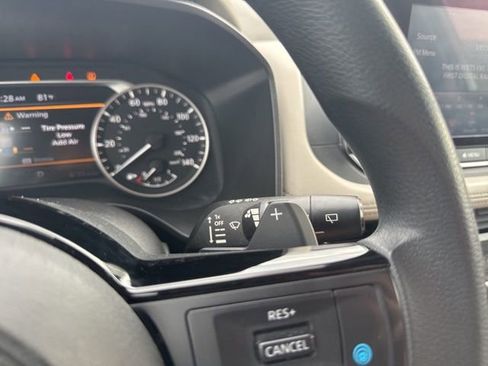 Used 2021 Nissan Rogue SV AWD/4WD image 22