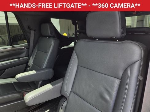 Used 2022 Chevrolet Tahoe Z71 w/ Z71 Off-Road Package AWD/4WD image 13