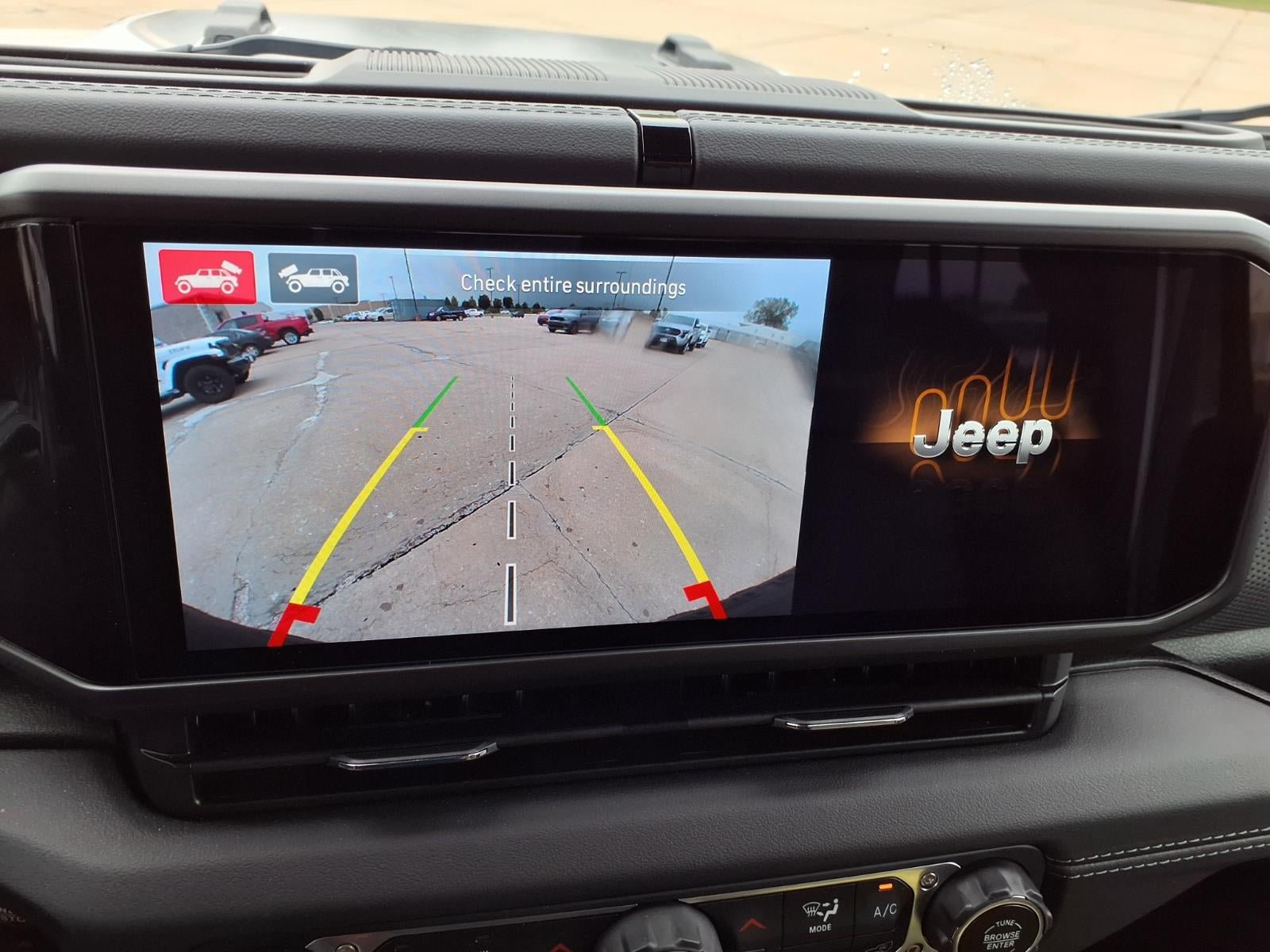 Used 2024 Jeep Wrangler Unlimited Rubicon 392 AWD/4WD image 10