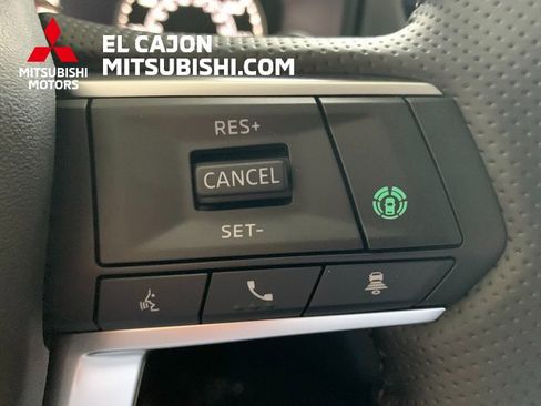 New 2026 Mitsubishi Outlander SE image 16