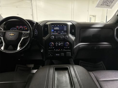 Used 2022 Chevrolet Silverado 2500 LTZ w/ LTZ Convenience Package image 10