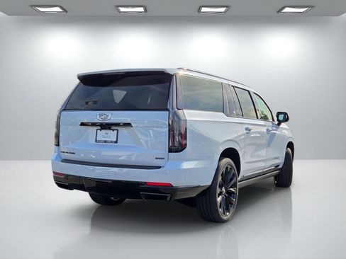 New 2026 Cadillac Escalade ESV Platinum Sport image 4