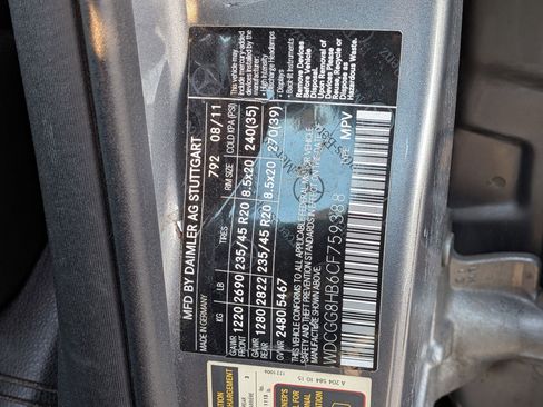 Used 2012 Mercedes-Benz GLK 350 4MATIC image 24