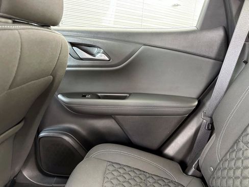 Used 2020 Chevrolet Blazer LT image 16