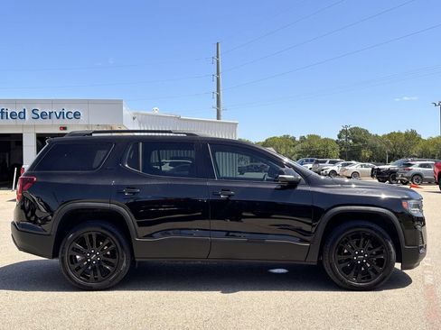 Used 2023 GMC Acadia SLT w/ Elevation Edition FWD image 4