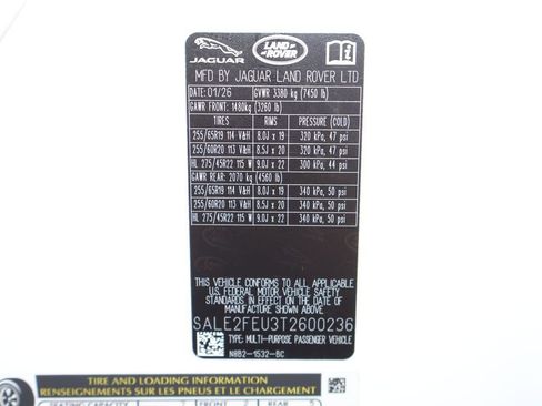 New 2026 Land Rover Defender 130 X-Dynamic SE image 29