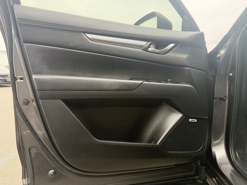 Used 2018 MAZDA CX-5 Touring w/ Preferred Equipment Package image 17