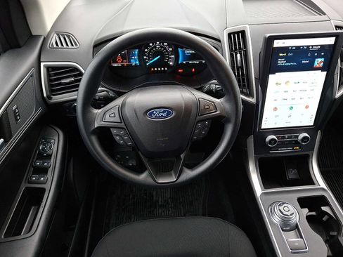 Used 2023 Ford Edge SE AWD/4WD image 11