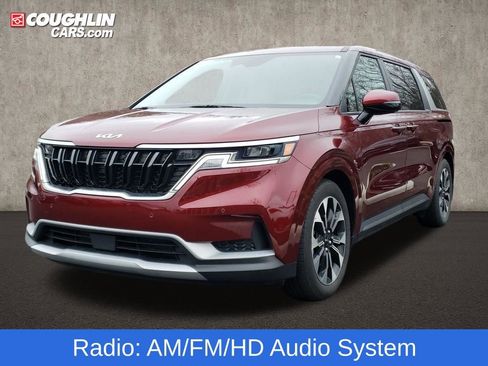 Used 2024 Kia Carnival EX image 4