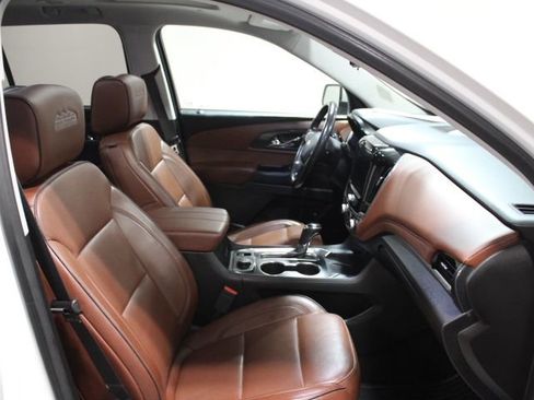 Used 2018 Chevrolet Traverse High Country image 26