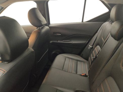 Used 2020 Nissan Kicks SR w/ SR Premium Package image 18