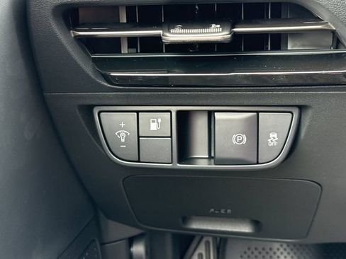 New 2026 Kia EV6 Light RWD image 32