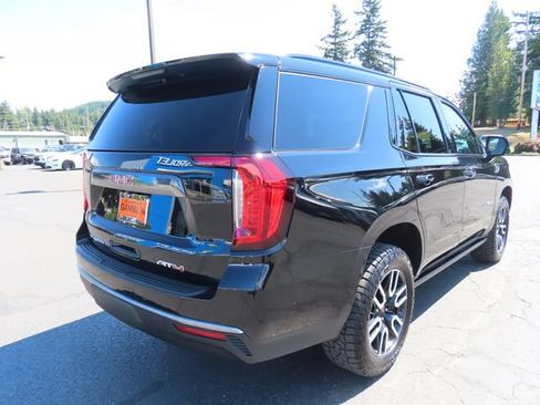 Used 2023 GMC Yukon AT4 w/ AT4 Premium Package AWD/4WD image 8