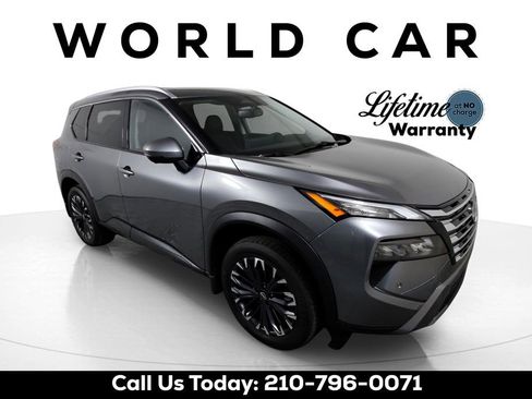 Used 2025 Nissan Rogue SL w/ Tech Package image 1